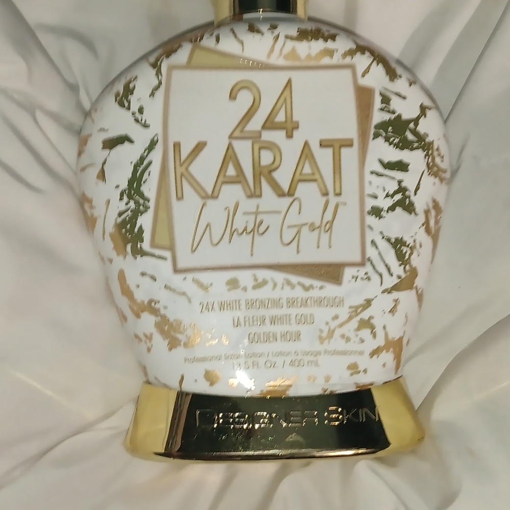 24 Karat white gold (Designer Skin)
